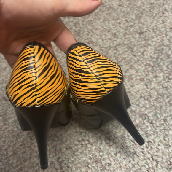 Tuk heels - Picture 7 of 9